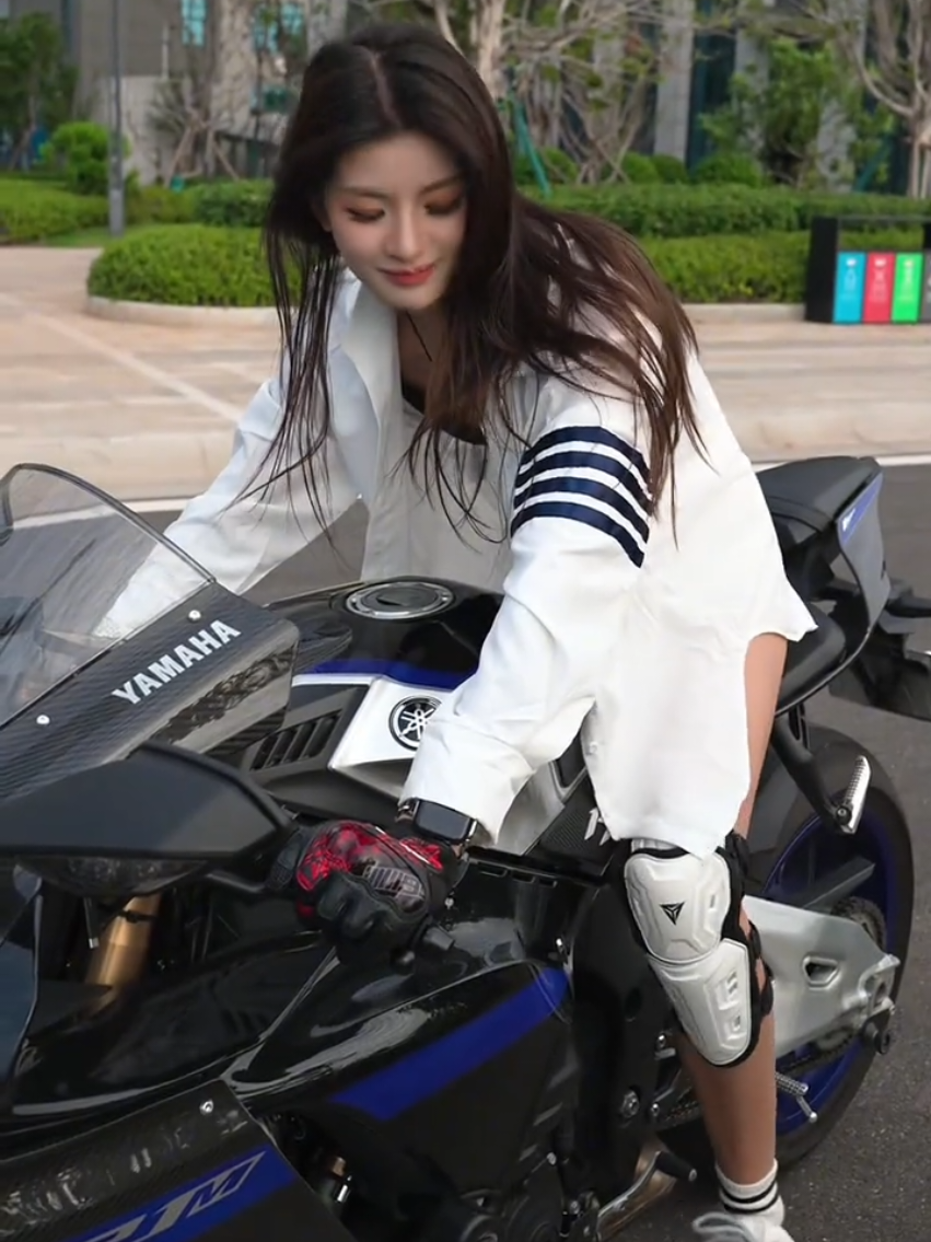 #Motorcycle #KawasakiH2