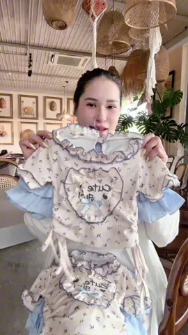 Đồ đi chơi bé gái #tiktok #fyp #foryoupage #foryou #viralvideo #viralvideotiktok #thoitrangtreem #tiktokviral #dobegai #mebimsua #xuhuong #phuongthao5con #review 