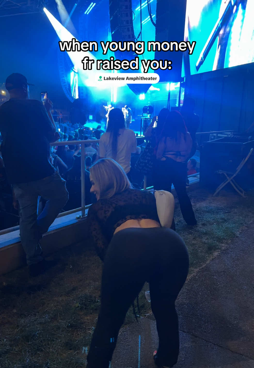 🐅🐐 go see their tour y’all @Tyga @Lil Wayne #youngmoney #fyp #fitmom #concert 