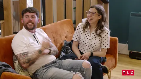 Matching tattoos on the second date?! 🫣 Catch a new #MatchMeAbroad TONIGHT at 10/9c!