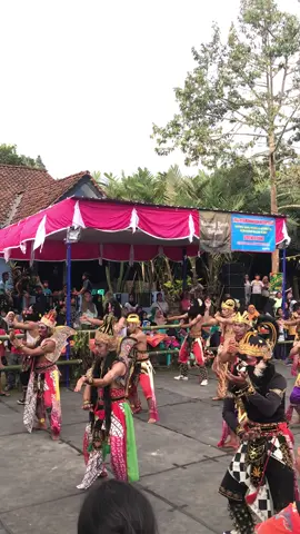 Klasik asik🐴 #jathilan #jathilanklasik #sekargadung #fyp 