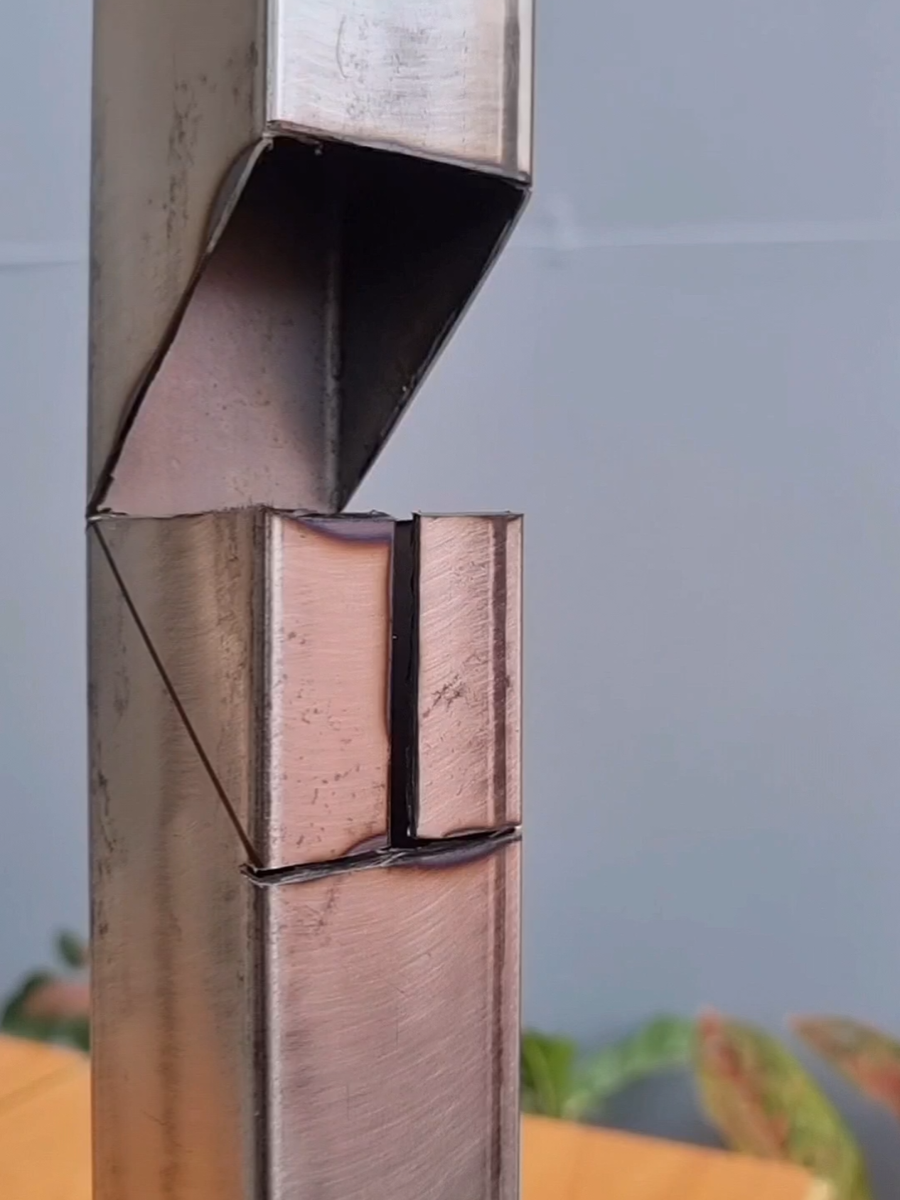 A clever metalworker's trick for working with metal without welding that not everyone knows. #welding #metalworking #joining #fabrication 
