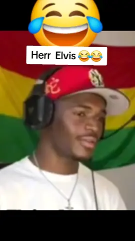 Bro is from kumasi 😂😂#tiktokboom #ghanatiktok🇬🇭 #benivanofficial #tiktokindia @OK .Elvis @harkampelectricals 