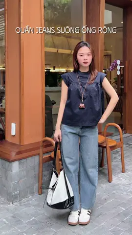 Quần jean suông ống rộng vừa cho mấy bà nấm lùn #ledaquanjean #quanjeanongsuongrong #quanjeannamlun #quanjeannu #thoitrangnu #summervibes #OOTD 