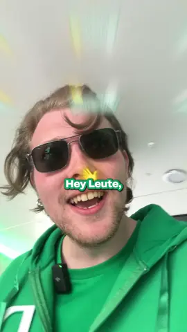 @Nika komm zu uns und finde raus, ob er single ist 💪💚😎