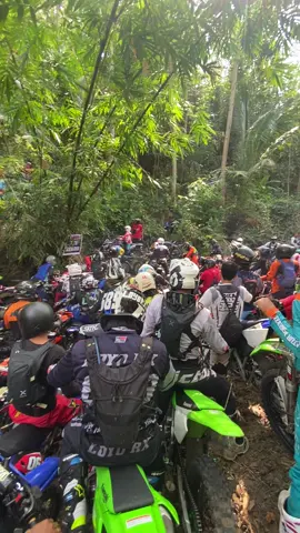 #AbsenDulu#JAC10#macet#singdemenruet #fyppppppppppppppppppppppp 