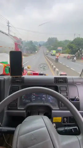 tak perlu menjagaku dari wanita lain,cukup jaga dirimu dari lelaki lain,karna sainganmu jam kerja bukan wanita lain😇😇#cantermaniaindonesia #bahanswmu #storytruck #drivermuda #masukberandafyp #fyppppppppppppppppppppppp 