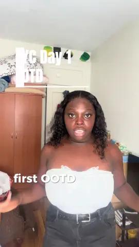 Rise ans shineeee. Ik its super early but these are a day late so i have to get these videos out. This was a basic fit because once again. I came up with no clothes. #ootdinspiration #jamaicantiktok #nycfashion #plussizefashion 