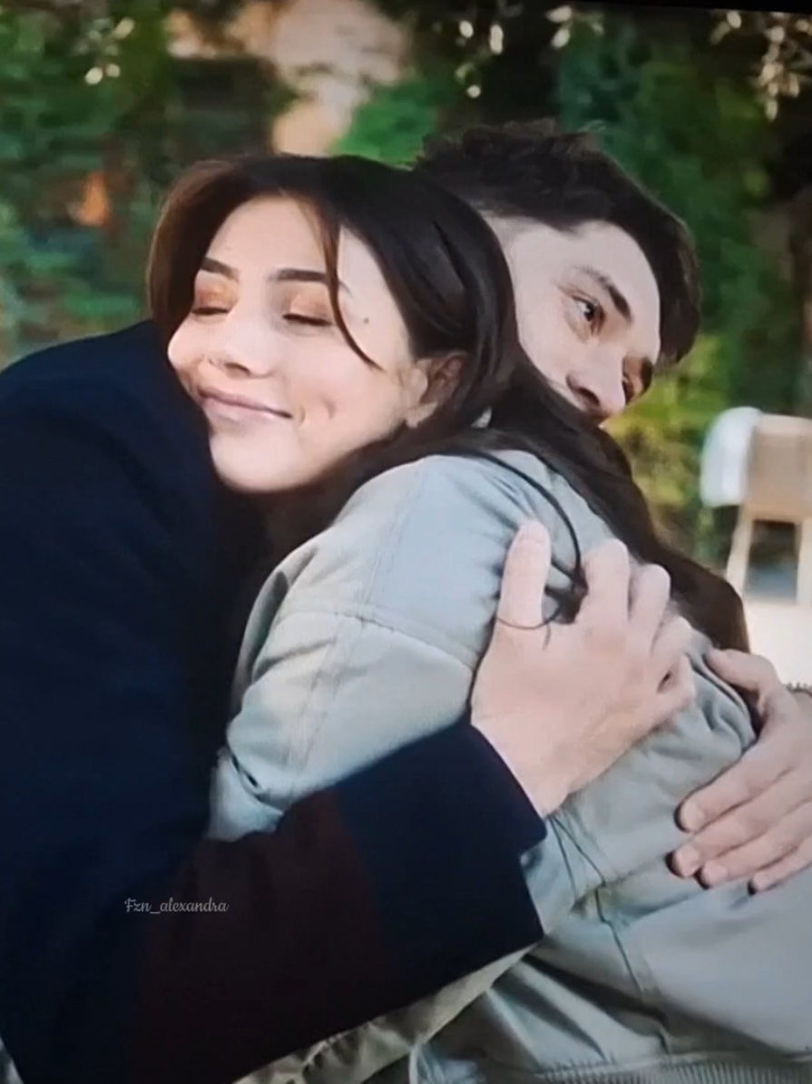 ♡@Fav X @Thomas VILAN  leur amitié >>> #maya #leonard #mayaxleonard #itc #ITC #icitoutcommence 