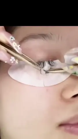 Maskara bulu mata dua ujung, bisa membuat mata Anda secara instan menjadi indah dan mempesona!#mascara #lebat #populer #airtight 
