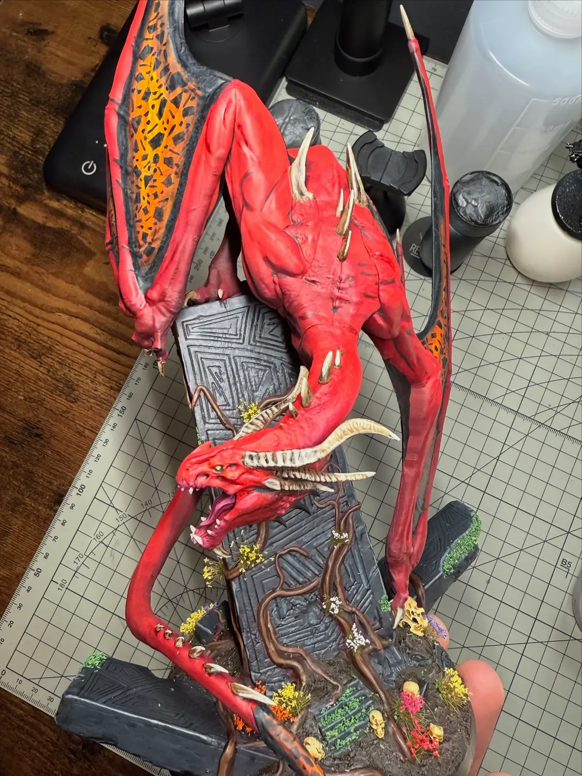 Ready For His Closeup! 📸 #warhammer #warhammer40k #airbrush #dnd #wip #miniaturepainting #dragon #minipainting #paintingminiatures #wargaming #miniatures #warhammerpainting #miniaturepainter #miniaturepainters  #justjakgaming #warhammertiktok #warhammertok 