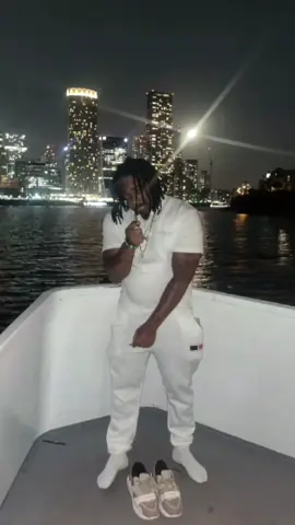 litty in your city #familia #rich #outsidevsinside #drip #fybシ #outside #drill 