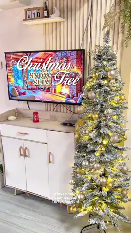 snow slim christmas tree 🎄❄️ dama ko na ang pasko kahit August pa lang 😩 #christmastree #slimchristmastree #christmasdecor #christmas 