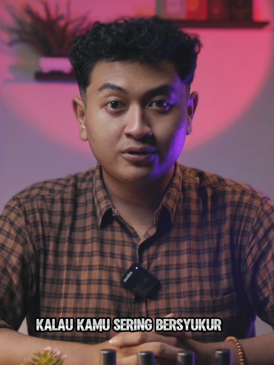 apa itu vibrasi? yuk tonton video ini atau langsung join live sekarang juga, tanya langsung dengan host kita yaa... #rekomendasiparfum #Parfumpemikat #meNyalaAura
