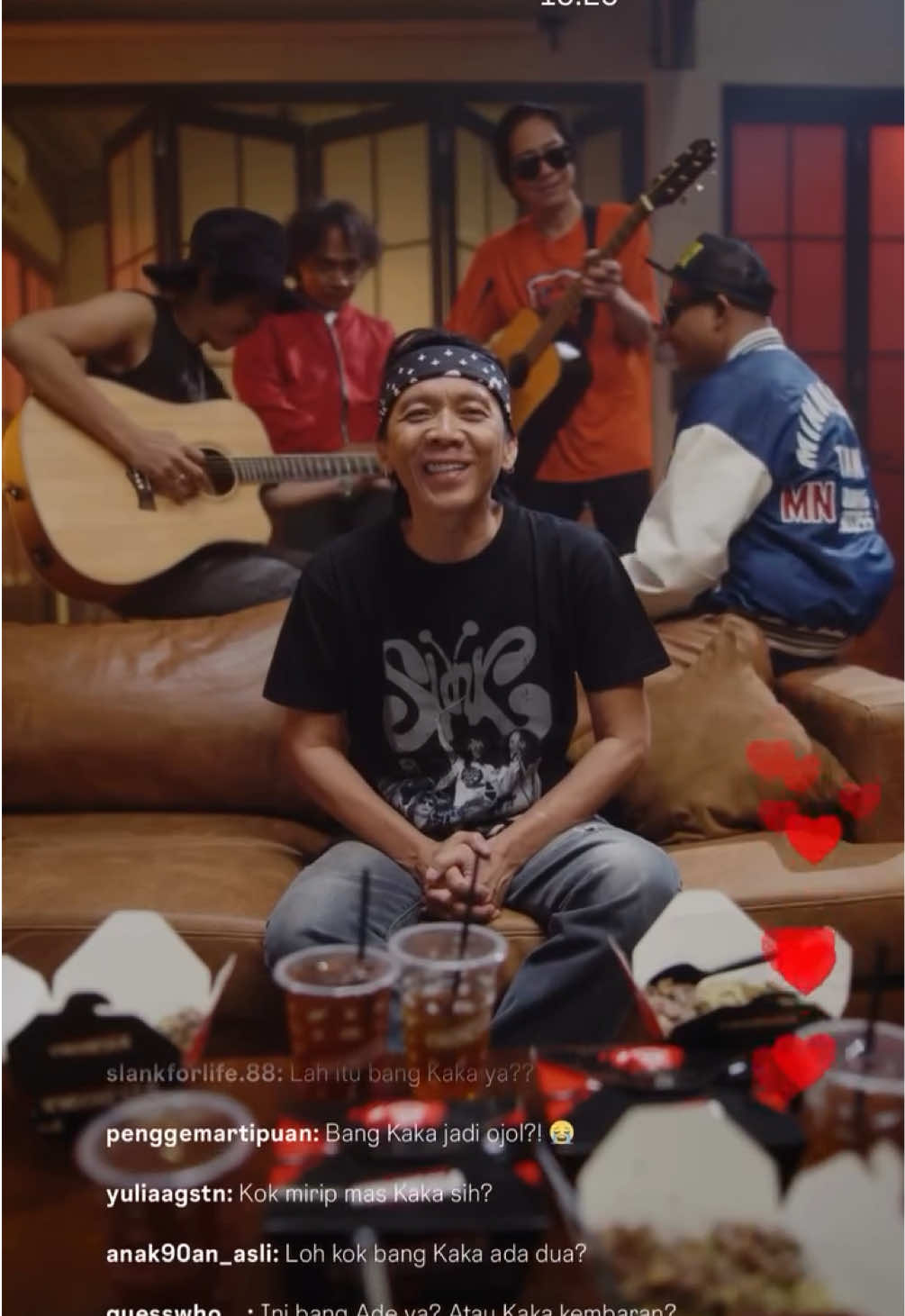 Ini kan yang Se’itizen mau?  Kalau cuma disuruh live doang sambil makan Se’Indonesia, Slank bisa lah!🤙 #SeigituWorthitnya #SeIndonesia 