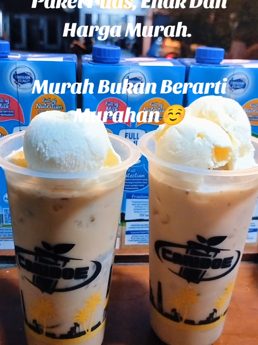 Siapa Nih Yg Udah Pernah Nyoba Salah Satu Menu ini Yang Ada di Candoe?  Yaaa... Ini Salah Satu Minuman Yang Tersedia Di Outlet Candoe (Capucino Es Cream)  Follow IG : @candoeesjumboduri 