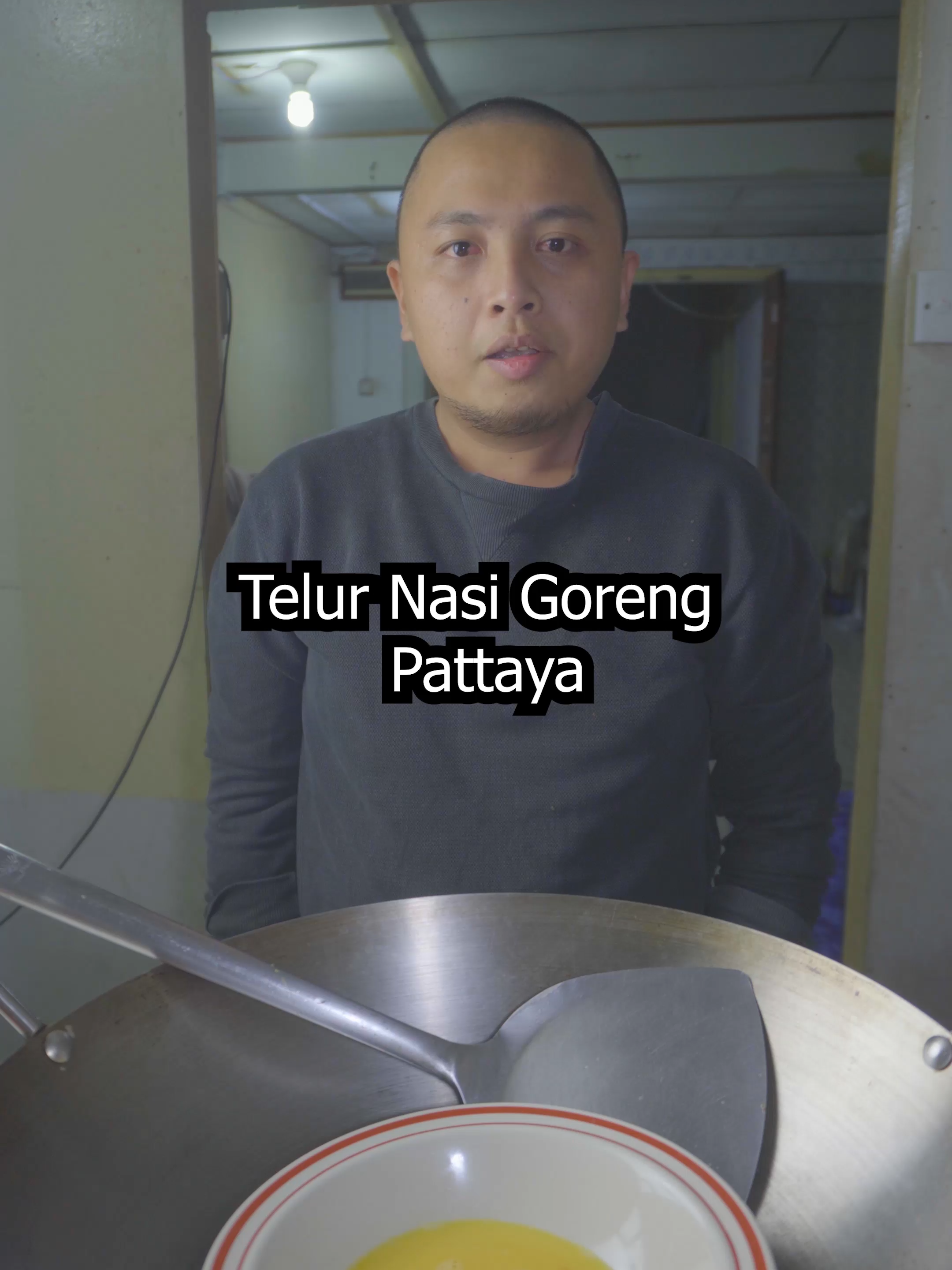 Teknik Masak Telur Nasi Goreng Pattaya.
