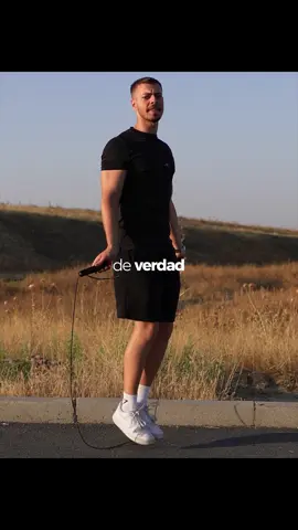 mira bien a tu alrededor. sígueme para el mejor contenido diario 👉 @cristianfernandezmindset #motivacion #motivacional #mentalidad #desarrollopersonal #viral #parati #cristianmindset