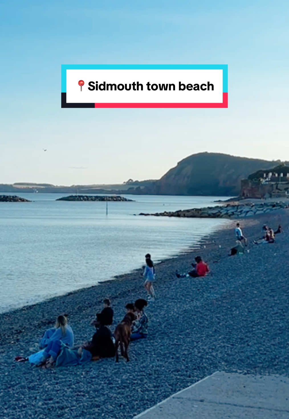 Sidmouth Town Beach 🌊 — a once-in-a-lifetime view you’ll never forget 💙✨  #Sidmouth #SidmouthBeach #Devon #UKBeaches #SeasideVibes #CoastalBeauty #BeachViews #HiddenGem #TravelUK #VisitDevon #BeachLovers #OceanViews #NatureViews #CoastalWalks #ScenicViews #BeachVibes #TravelGoals #BucketListBeach #UKTravel #SeasideEscape #familydayout #NatureLovers