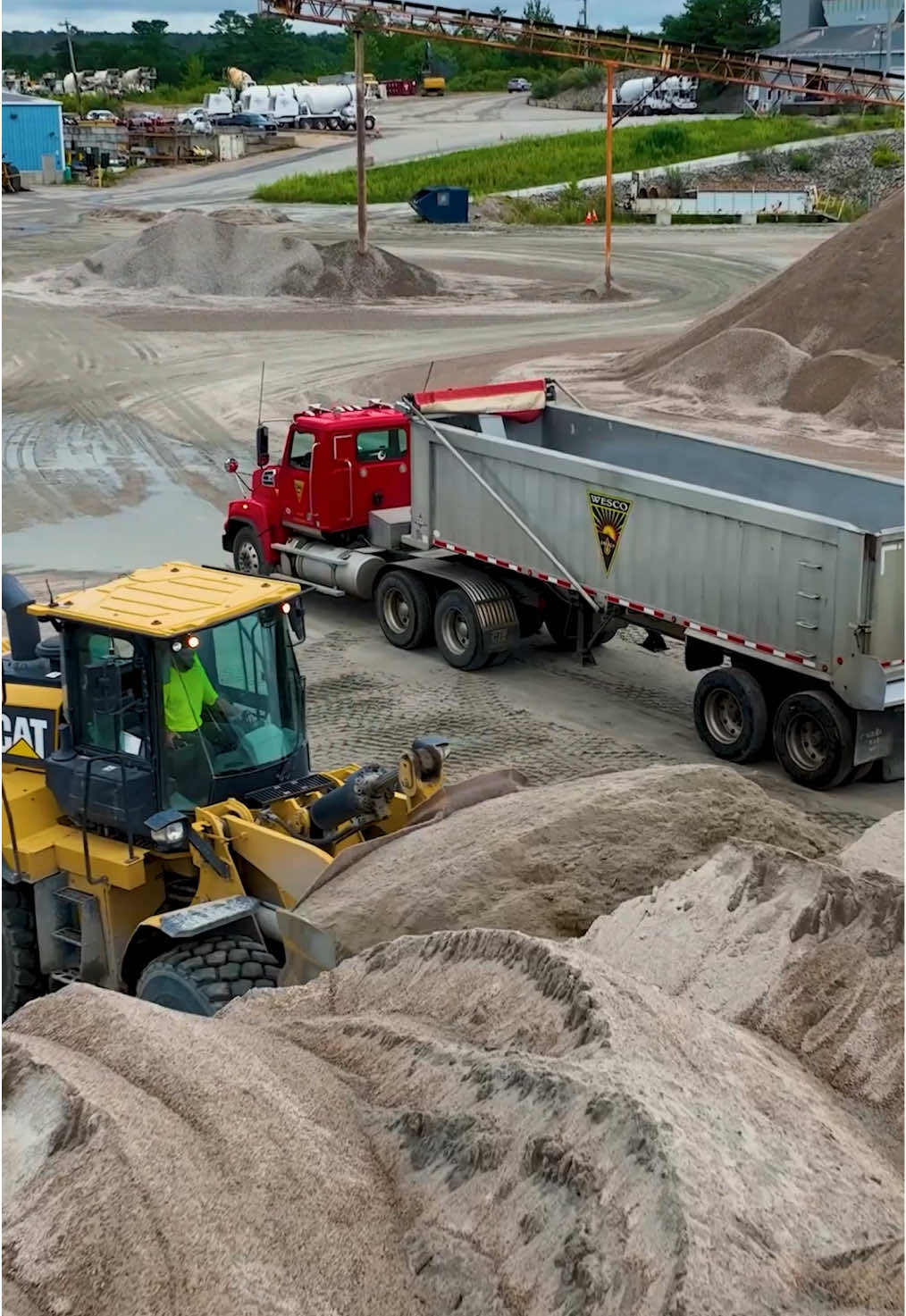 “Work your life away.” #bluecollar #constructionlife #heavyequipment #bluecollarboys #satisfying 