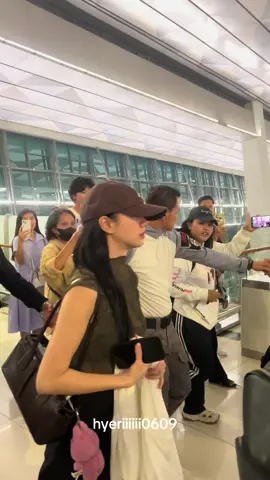 i will miss you hyeri 🥹🤍  #hyeri #jakarta #indonesia