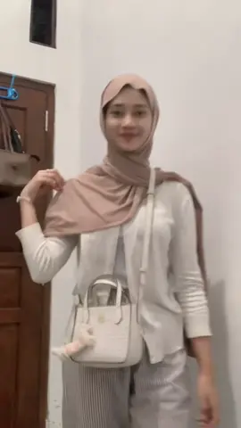 mw beli seblak