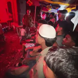 সব খারাপ মানুষের মধ্যে এই ভাই এক জন ভালো মানুষ ছেলুট ভাই ছেলুট আপনের ভিতরে এতো প্রতিবা 😎🫡..!!