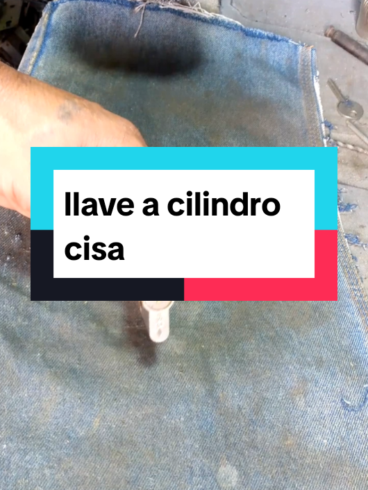 #neko_cerrajero  haciendo llave a cilindro cisa #paratiiiiiiiiiiiiiiiiiiiiiiiiiiiiiii 