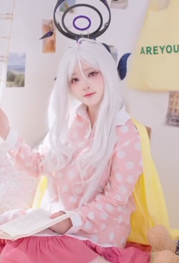 mamah hina | ©荣小兔头 #bluearchive #sorasakihina #ba 
