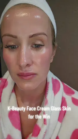 Time reverse Anti-Aging face cream that works. Helps fine lines and wrinkles while giving you glass skin.  #madecafacecream#skincare#facecream#glassskin#tiktokshop#viralfacecream