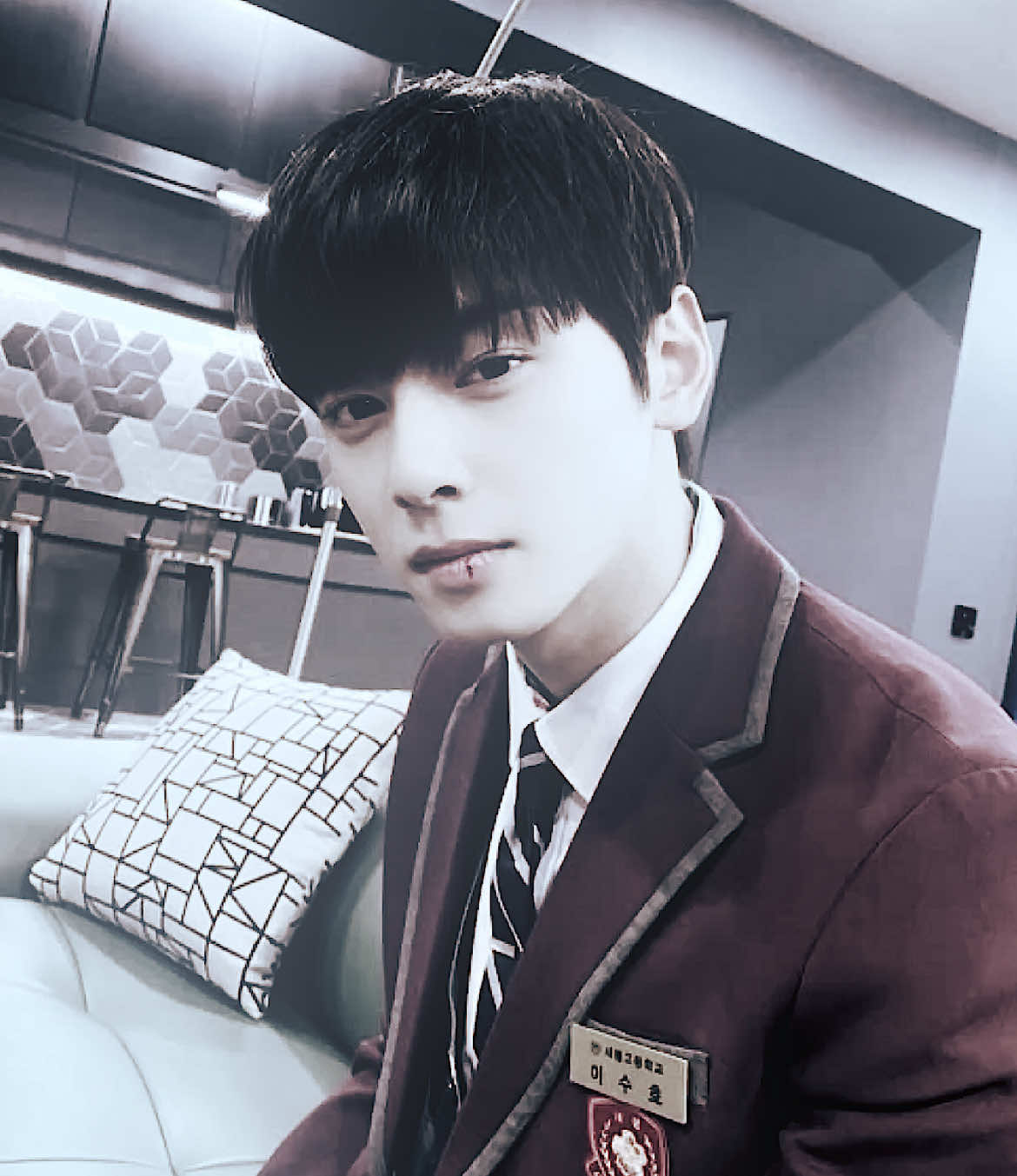 #SUHO the intro was SUCH A HARD WATCHHHHH 😔 cc: n4nnosgf, scp: kdscenepacks 🩷 #foryourpage #xyz #kdrama #shadowbanned #viral #valentinavsp #dontflop #chaeunwoo #truebeauty #soojin #limjukyung #seojun #post 