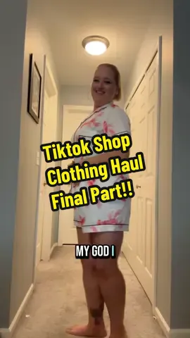 Ooookay these lobster pajamas are my favorite!!! They are sooo freaking cute! And very comfortable. 100/10!!  #pajamas #summerpjs #lobstertok #tiktokshop #clothinghaul 