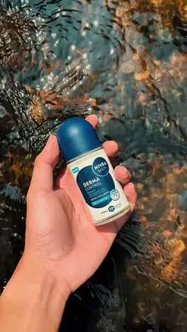 💙 Petualangan itu bukan soal seberapa jauh lo pergi, tapi seberapa pede lo jalan. 🌿 Di tengah derasnya air terjun 💦, gue tetap fresh & nyaman. Rahasia gue? NIVEA MEN Deo Derma Control Defend, jaga skin barrier, lawan bau badan, bebas iritasi. Nggak cuma bikin pede, tapi bikin lo selalu siap diabadikan 📸🔥 💙 Saatnya lo coba dan rasain bedanya. @NIVEA Official Store  #YourUnderarmHero #MoreThanDeo #Rekomendasi #MasalahKetiak #KulitSensitif #SkinBarrier #antibaubadan #iritasi #gatal #awildan20 #fyp 🌊🌿✨