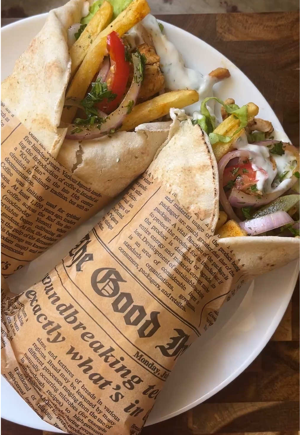 Chicken shawarma  المكونات: صدر دجاج بابريكا  توم باودر  بصل باودر  ملح ، فلفل اسود  كمون  كزبرة زنجبيل  ٢ ملاعق كبيرة زيت زيتون  ملعقة صغيرة طماطم مصبرة  ملعقة صغيرة هريسة ملعقة كبيرة عصير ليمون  سلطة البصل: (بصلة كبيرة، بقدونس، ملح،فلفل أسود،بابريكا ، زيت زيتون، عصير ليمون)  Ingredients: Chicken breast Paprika Garlic powder Onion powder Salt, black pepper Cumin Coriander Ginger 2 tablespoons olive oil 1 teaspoon tomato paste 1 teaspoon harissa 1 tablespoon lemon juice Onion salad: (1 large onion, parsley, salt, black pepper, paprika, olive oil, lemon juice) #food #cooking #chickenshawarma #shawarma #sandwich 