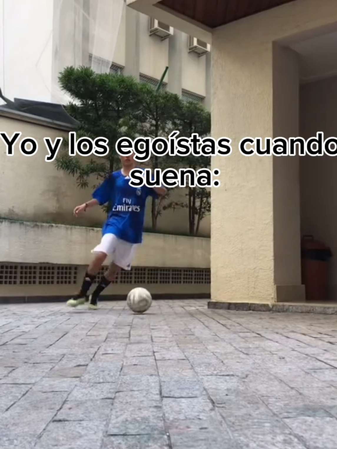 Yo y los egoístas cuando suena: #paratiiiiiiiiiiiiiiiiiiiiiiiiiiiiiii #egoista #cancion #bluelock #tiktok 