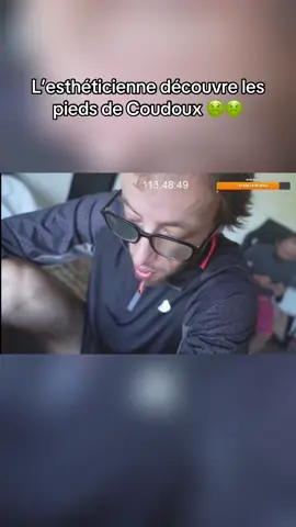 Son petit orteil 😭😭 #jeanpormanove #coudoux #kick #safine @NARUTOVIE ( Owen ) @Coudoux @jeanpormanove 