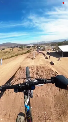 The end 🤣🤣#fun #funnyvideo #fail #foryoupage 