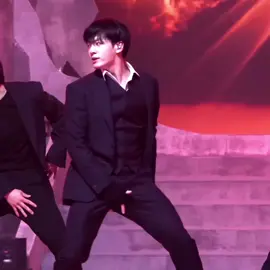 The iconic move in fake love :)  #fyp #jungkook #bts #edit #viral