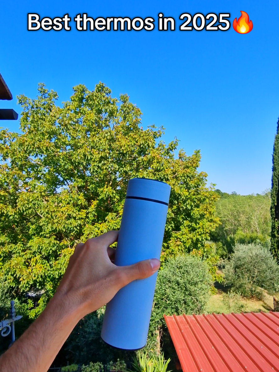 link in bio next week🔥🔜 #smartthermos #smartbottle #thermos #techtok #display #hot #water #tiktokmademebuyit #tiktokfind #viral #viralproducts #foryou #perte 