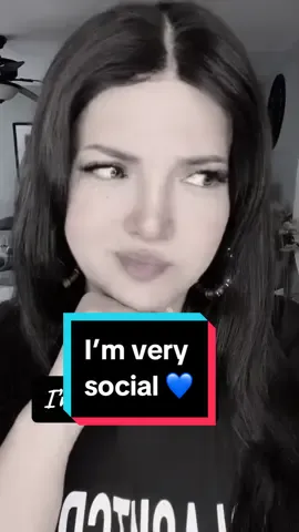 I’m a very social, outgoing person… can you tell??? 😆 #extrovert #social #friends #genx #onthisday 