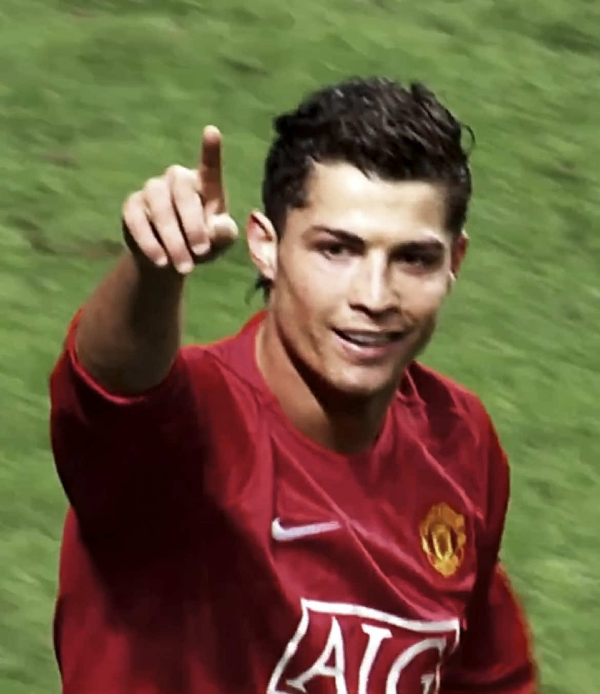 My idole 😍🐐 // 🎵: Alone, Pt. II (Sped up Remix) par Alan Walker & Ava Max 🔥❤️ #cristiano #footballedit #explore #fyp 