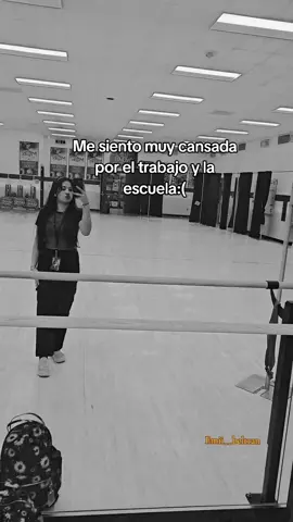 ya casi😭💗🎓✨️ #trabajoyescuela #seniors #graduada #graduación #cansancio #yacasi #Promo2026 #Senior #Senior2026 #senioryear #chulavente #tiktok #relatable #senior #school #2026 #fyp #foryoupa #viral #foryou #año2025 