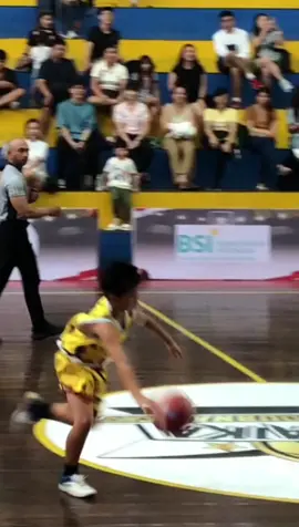 CR7 Idola semua umur🐐🐐 #siuuuuuuuuu #cr7cristianoronaldo #cr7 #basketball #minibasketball #ku8 #basketballtiktok #sportaindonesia #perbasipontianak #masakecil #bbm 
