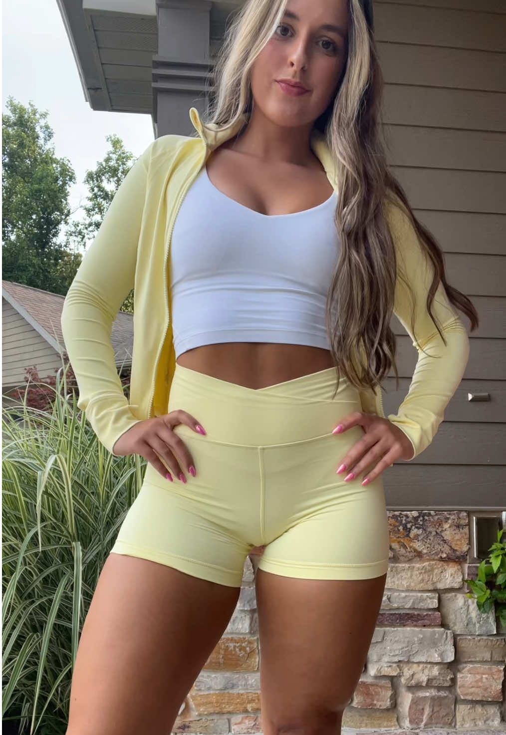 my favorite matching set #set #outfit #backtoschool #collegefits #outfitinspo #explorepage #trending #fyp #fit #Fitness 