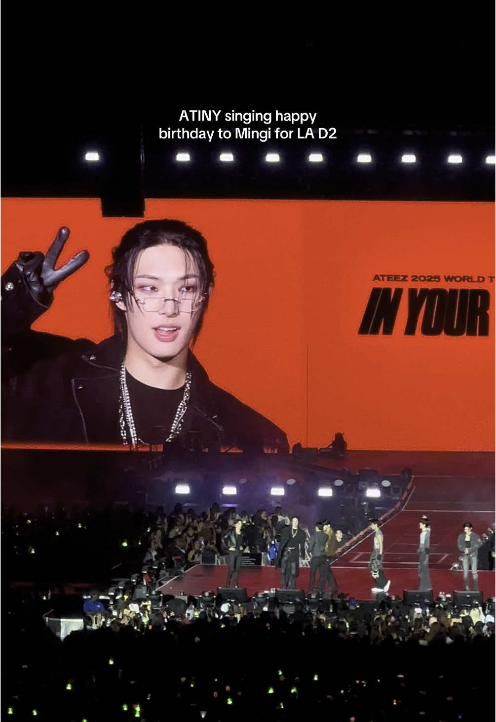 Happy birthday king 🤍 @ATEEZ_Official #ateez #ateezinla #mingi #ateezconcert #ateeztour #inyourfantasy #atiny #concert #kpop 