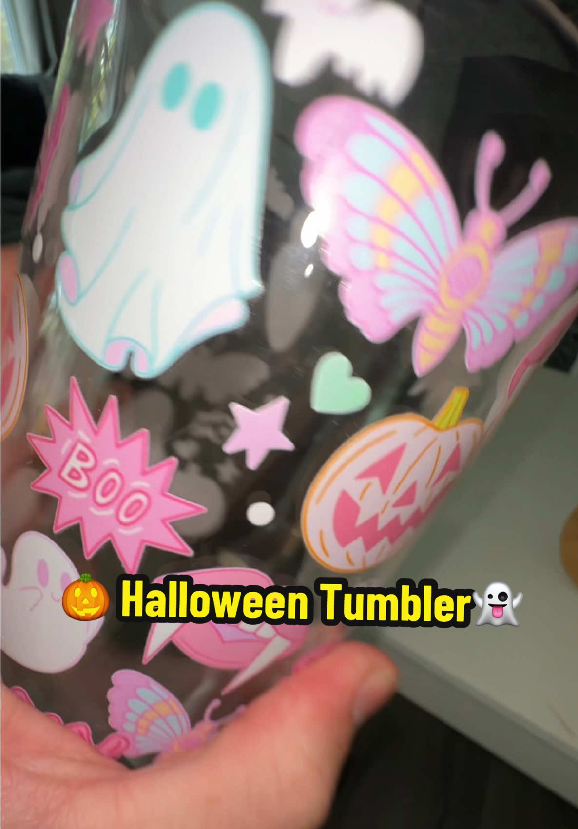 Halloween is approaching get ready!  #glasstumbler #glasscupswithstraw #glasscups #glasscup #fall #halloween 