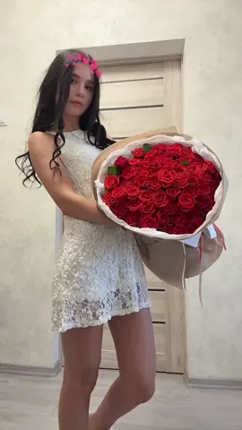 девочки,мы достойны всех цветов в мире😏🩷