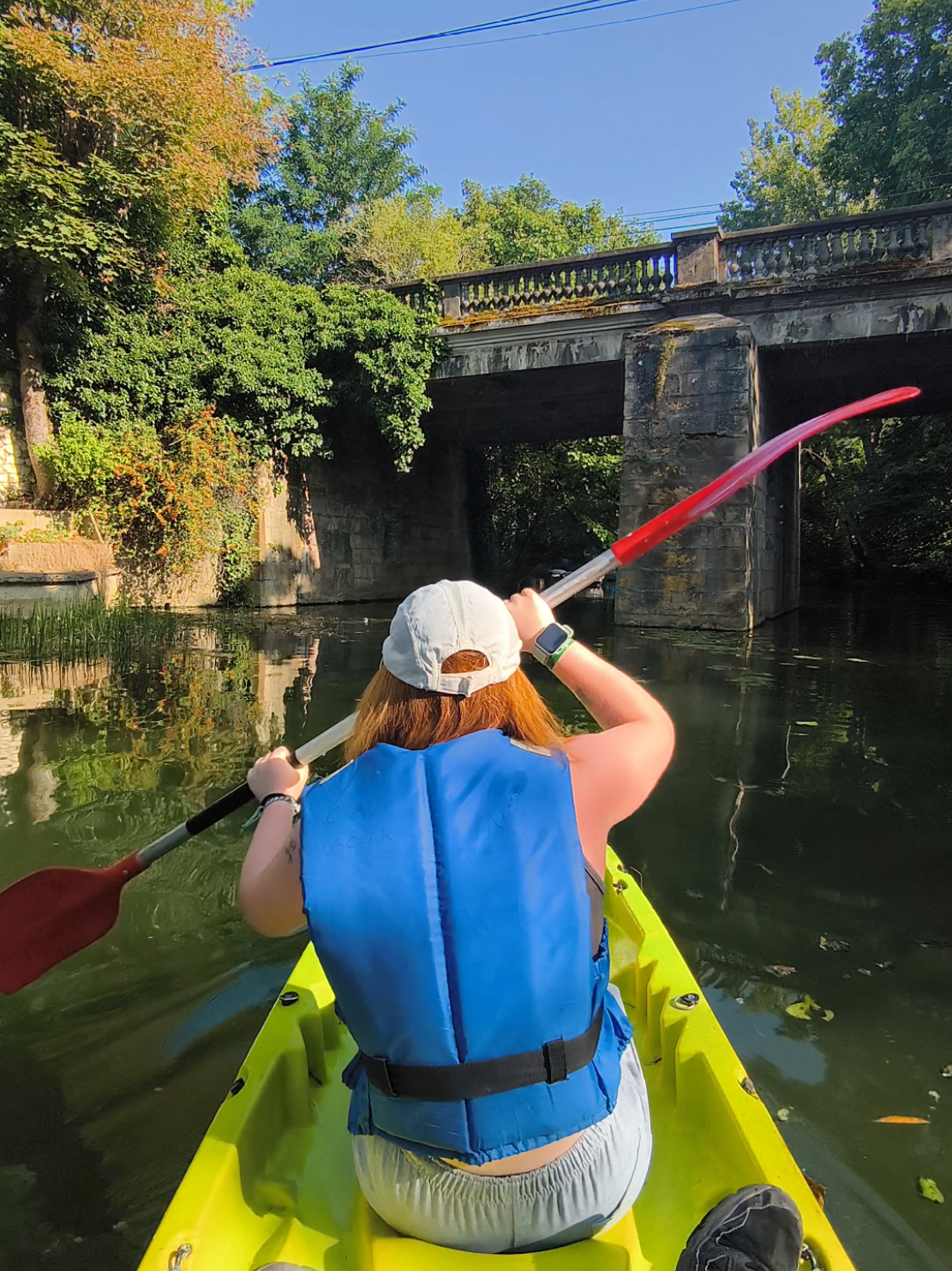 Venez tester votre complicité en faisant du canoë kayak en île de France (Créteil) #canoe #kayak  #vacancesenfamille #tiktokhumour #pourtoii 