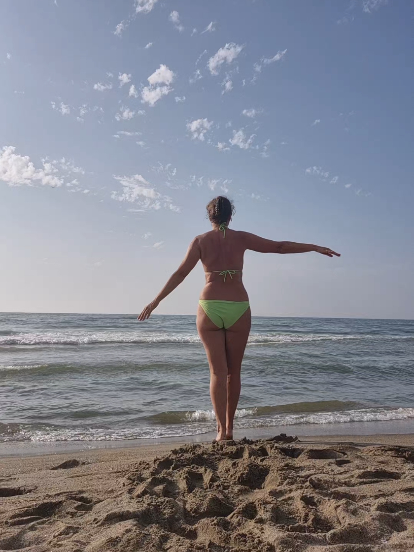 #estateitaliana #holidays #summervibes2025 #ballo #laislabonita #madonna #vibes #spiaggia #sea  #beachday #relaxing 