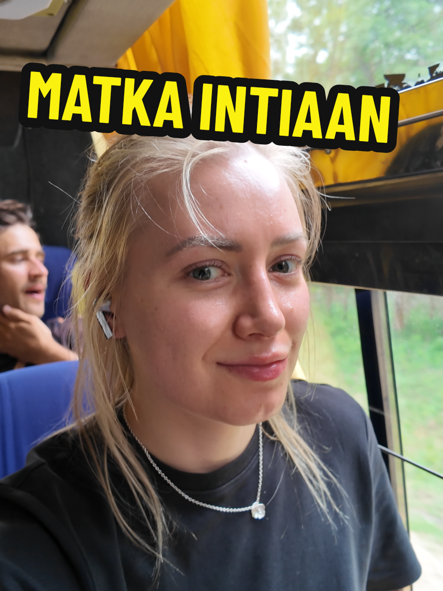Guys I have some tea from my travels, stay tuned and tell me what you want to hear I'll deliver  #intia #travel #ulkomaillaasuminen #matkailu #reissaaminen 